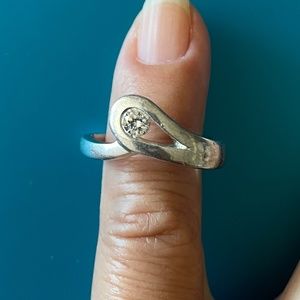 Fun Silver & Zirconian Ring